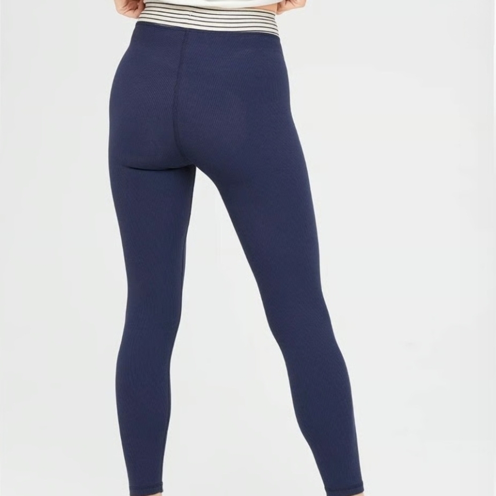 NEW Offline By Aerie Dark Blue Ribbed 7/8 Leggings Size Small - Picture 2 of 9